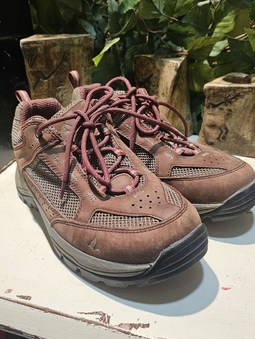 Vasque Brown Hiking Shoes Size 9